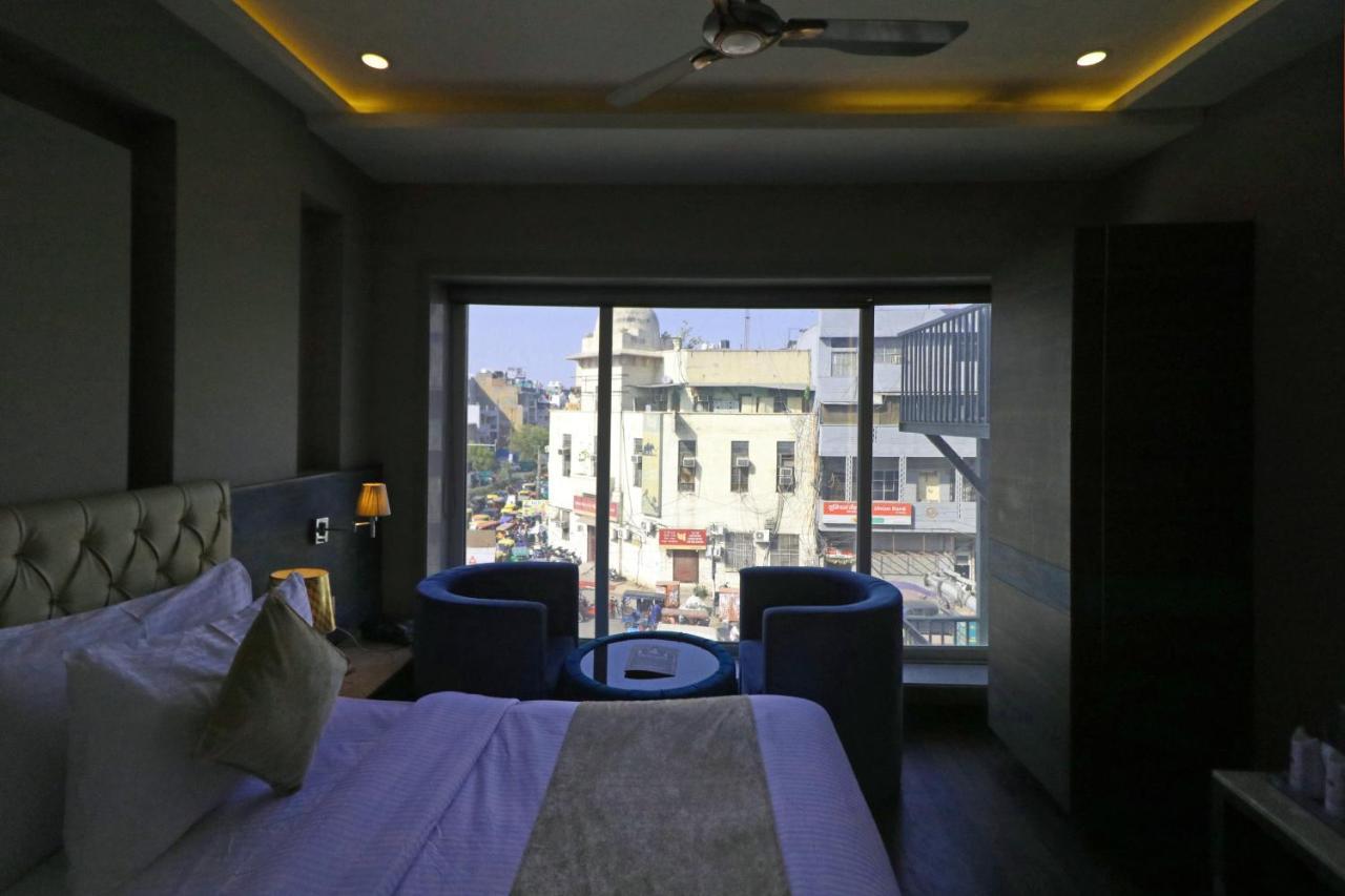 The Ivy Grand Hotel In City Centre With Free Secured Parking New Delhi Buitenkant foto