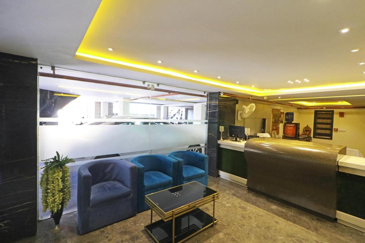 The Ivy Grand Hotel In City Centre With Free Secured Parking New Delhi Buitenkant foto